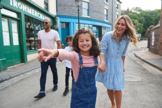 Family exploring Blists Hill